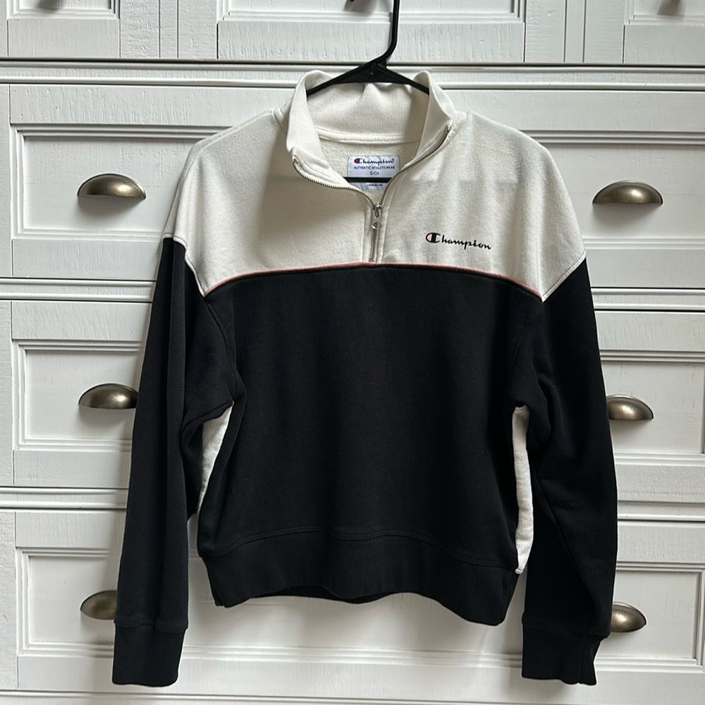 Women’s small Champion sweatshirt